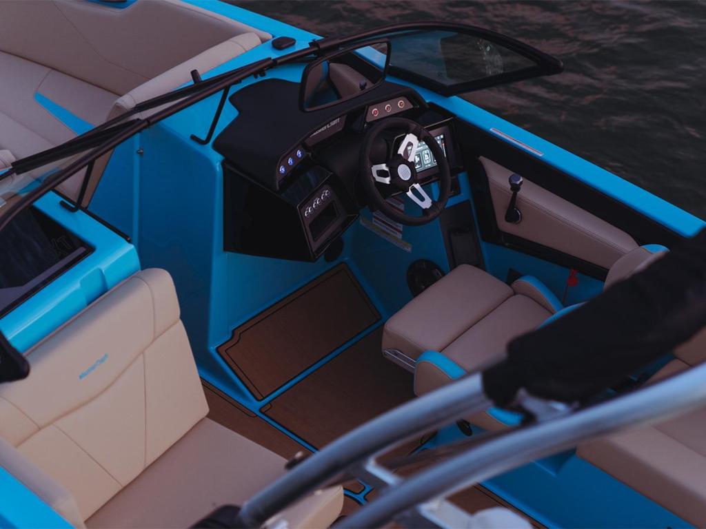 MasterCraft NXT24