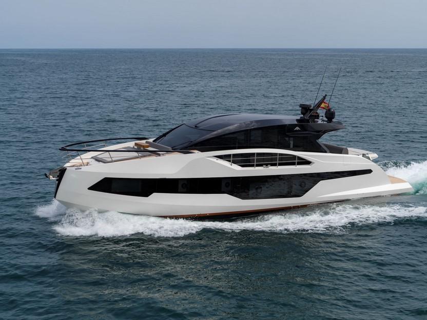 Astondoa 677 Coupe