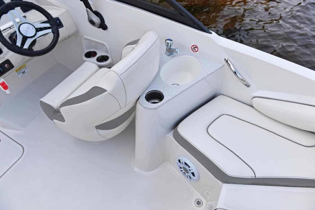 Stingray 201DC