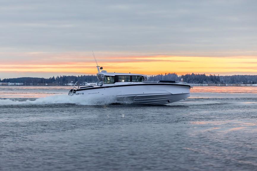 Axopar 29 XC Cross Cabin