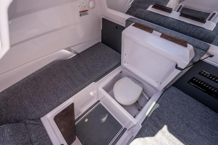 Axopar 29 XC Cross Cabin