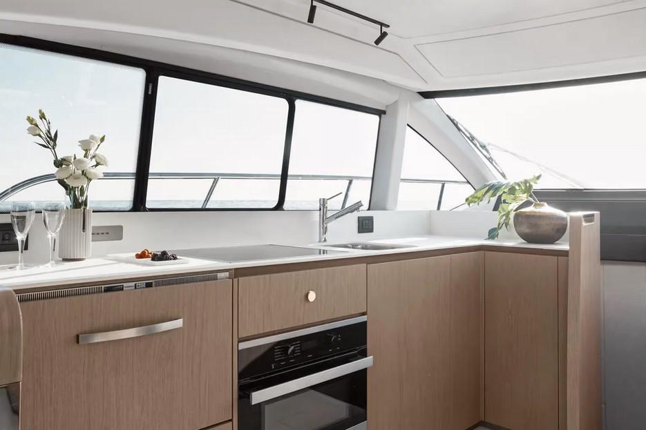 Azimut Fly 50