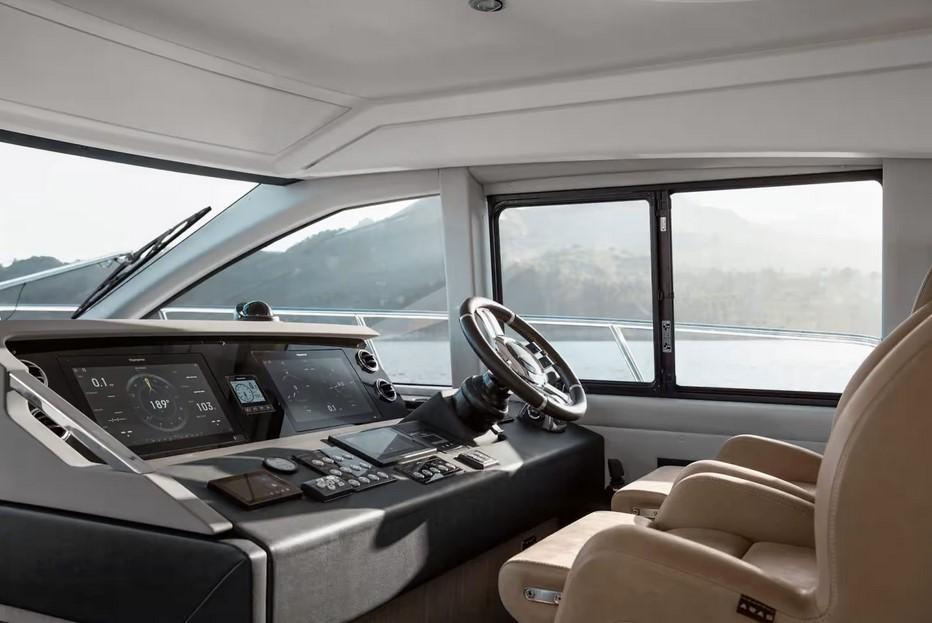 Azimut Fly 50