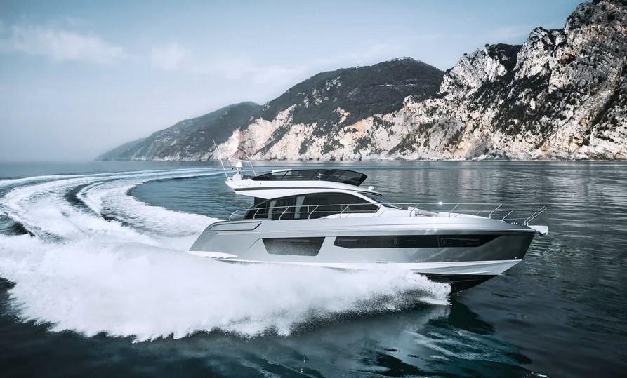 Azimut Fly 53