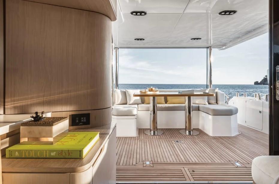 Azimut Fly 60