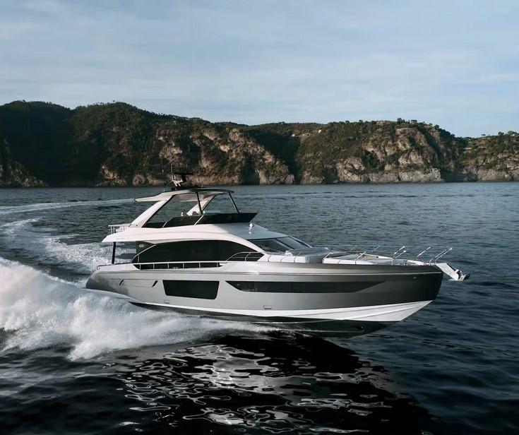 Azimut Fly 68
