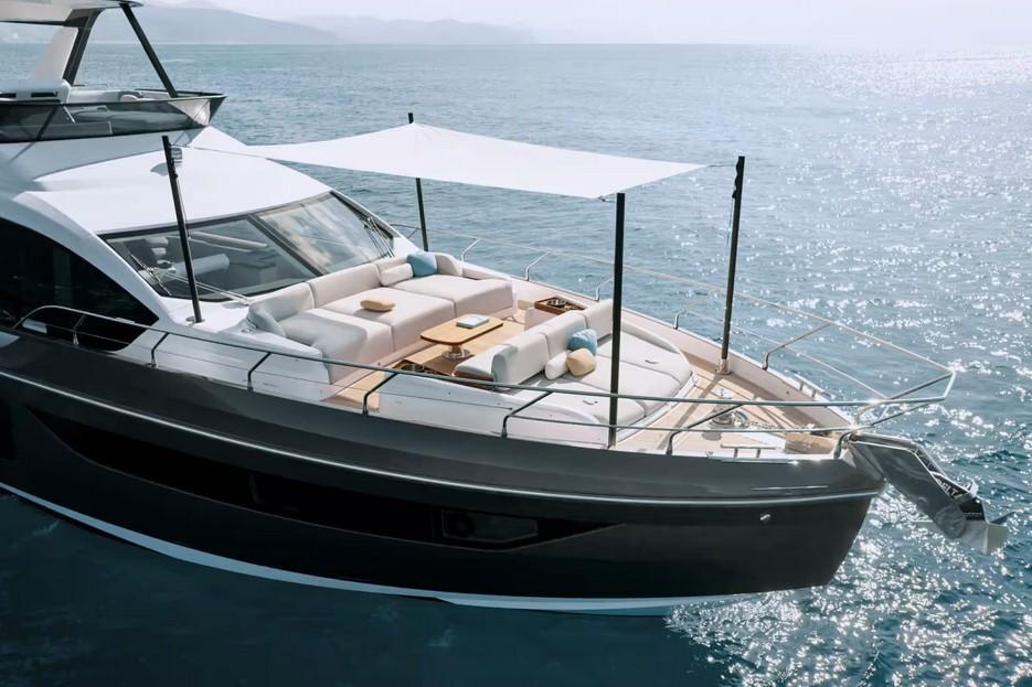 Azimut Fly 68