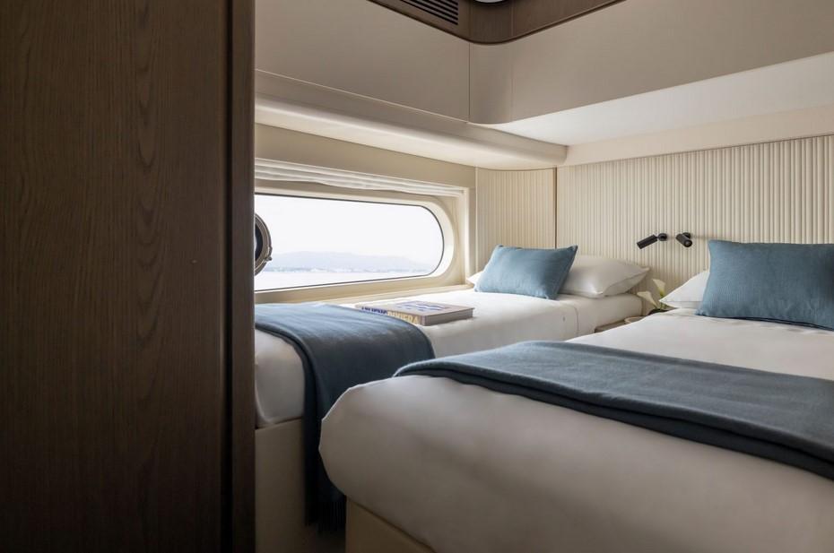 Azimut Magellano 60