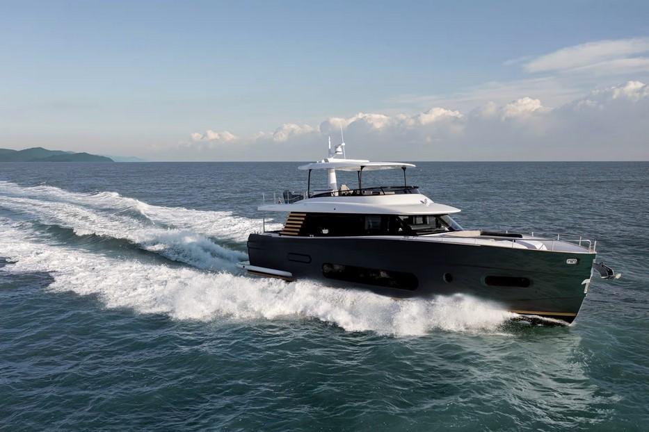 Azimut Magellano 66