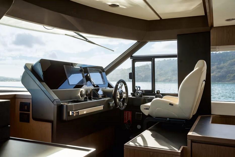 Azimut Magellano 66