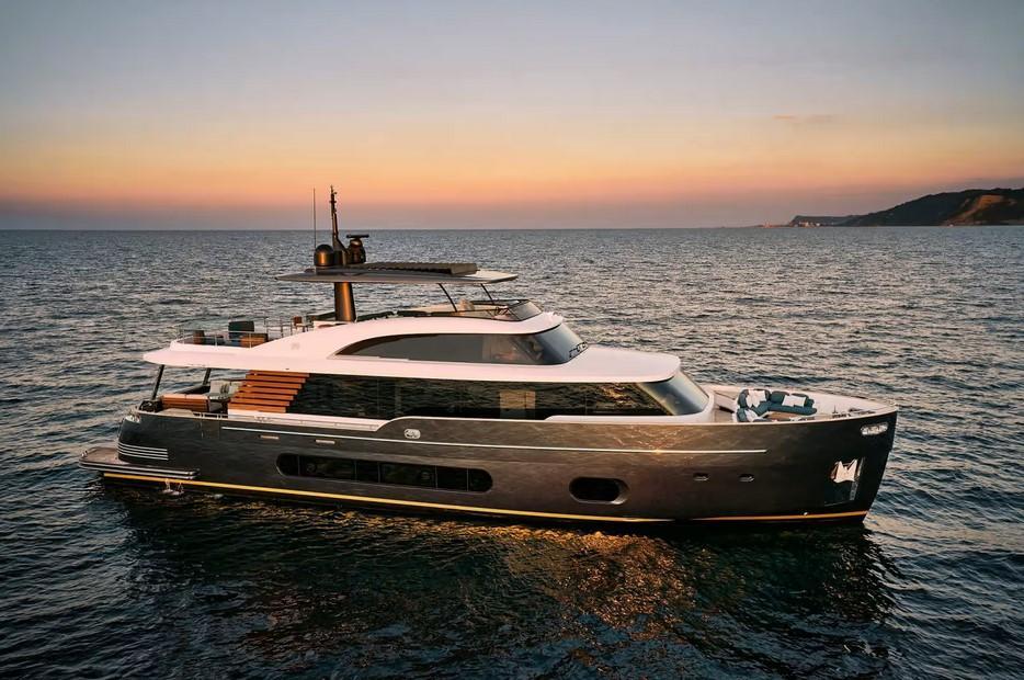 Azimut Magellano 25M