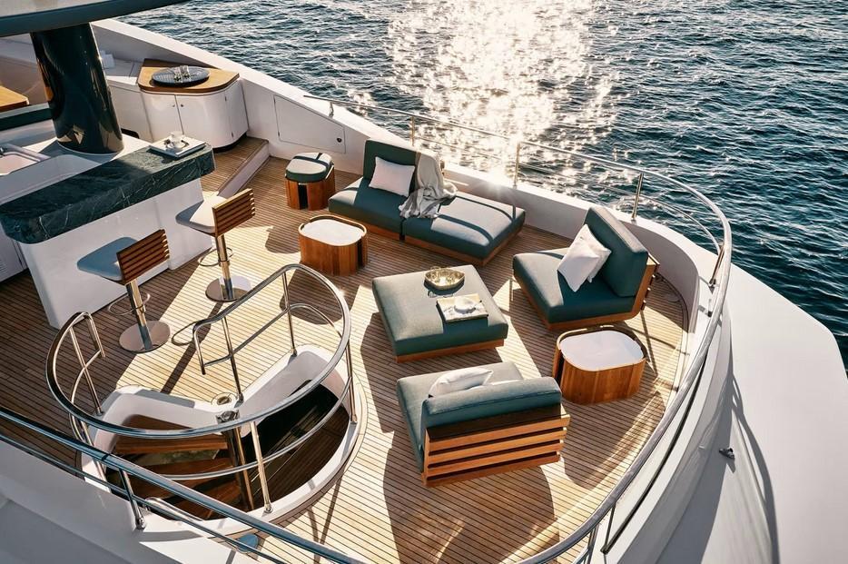 Azimut Magellano 25M