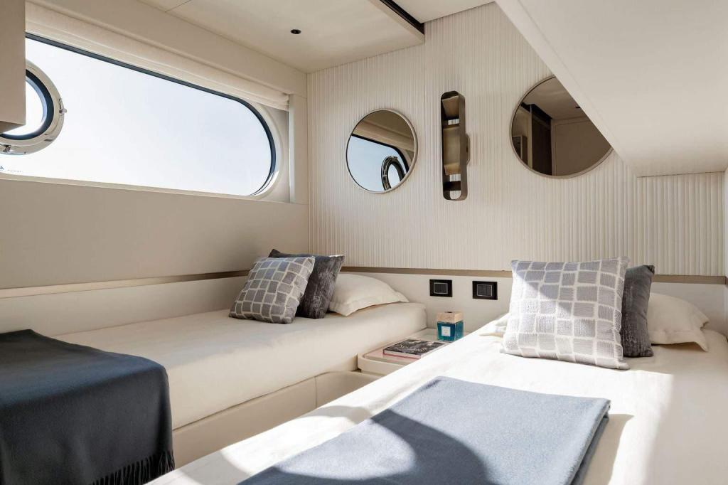 Azimut Magellano 25M