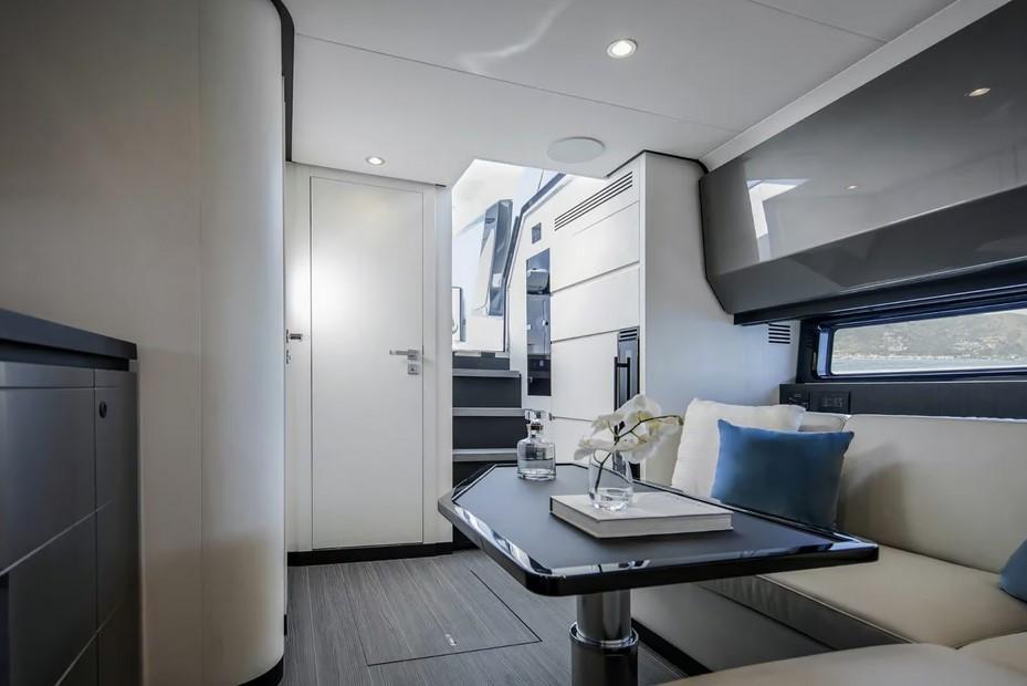Azimut Verve 48