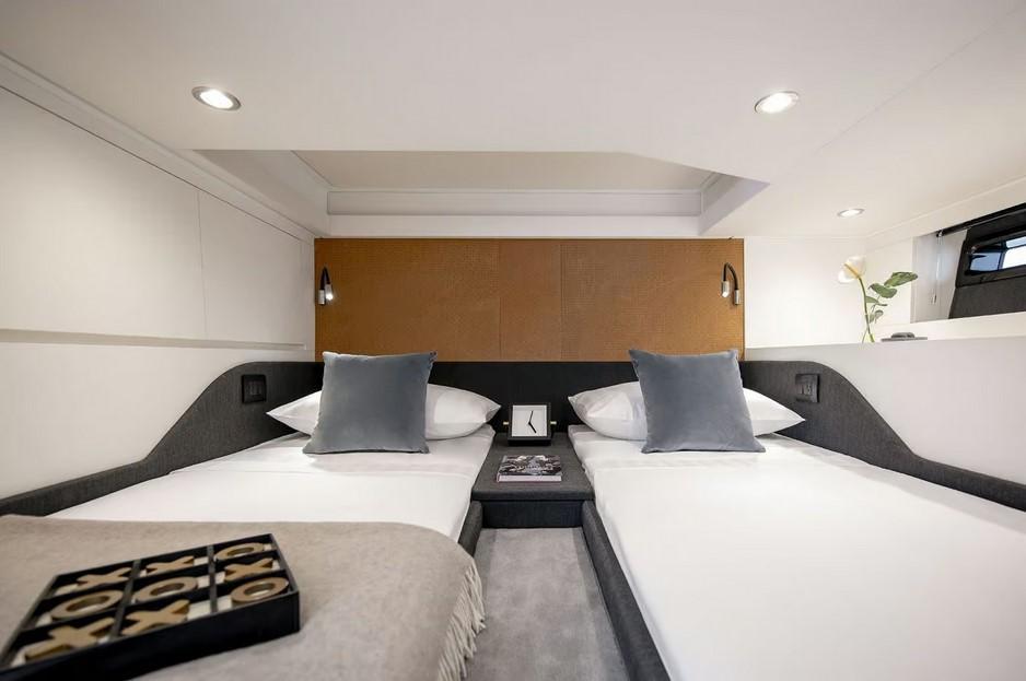 Azimut Verve 48
