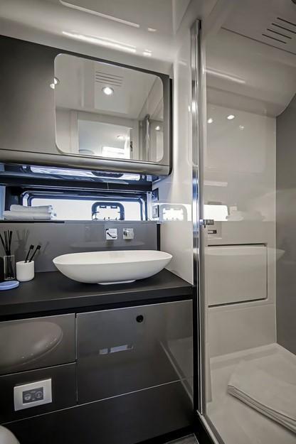 Azimut Verve 48