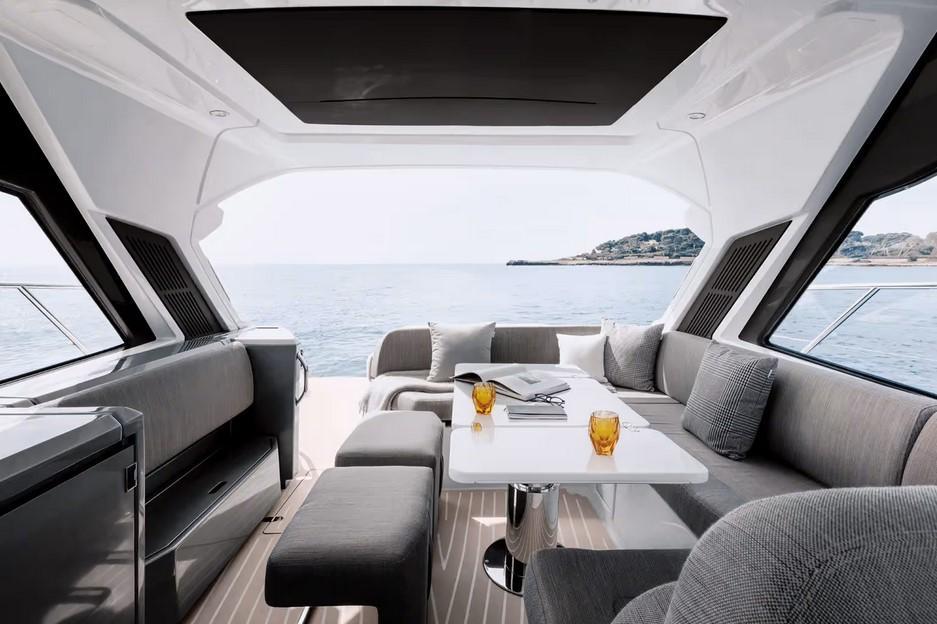 Azimut Atlantis 51