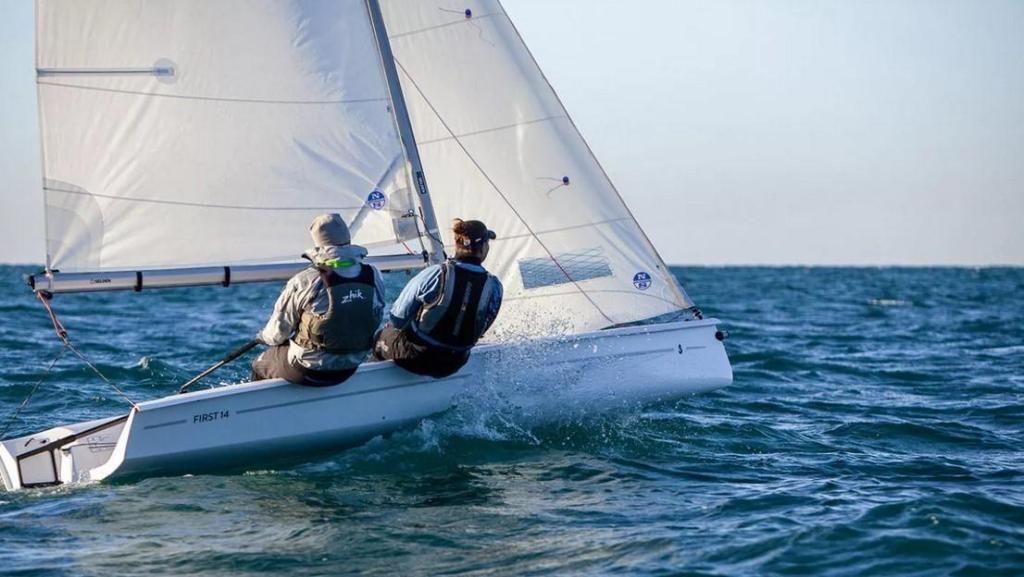 Beneteau First 14