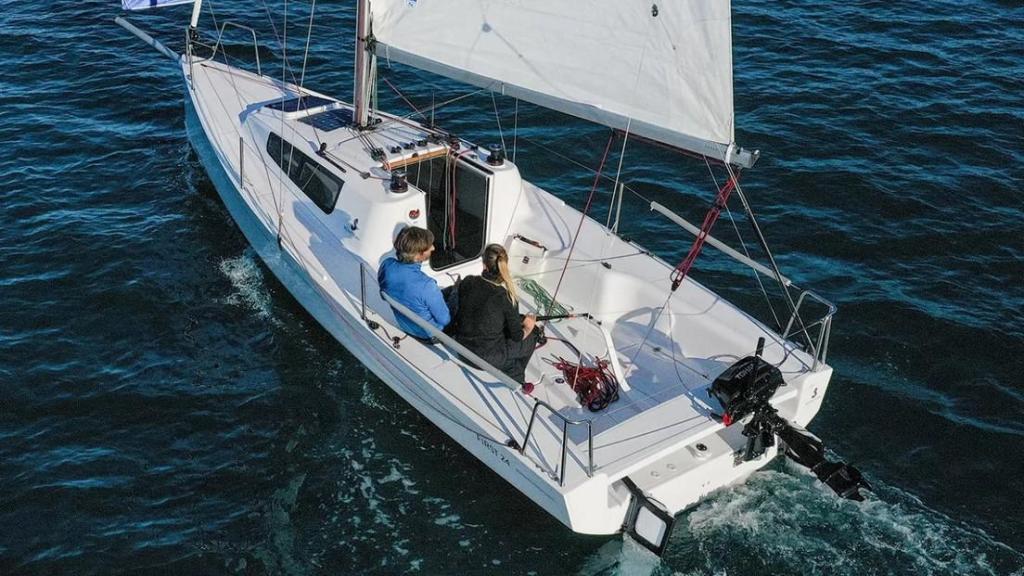 Beneteau First 24