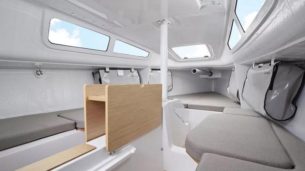 Beneteau First 24