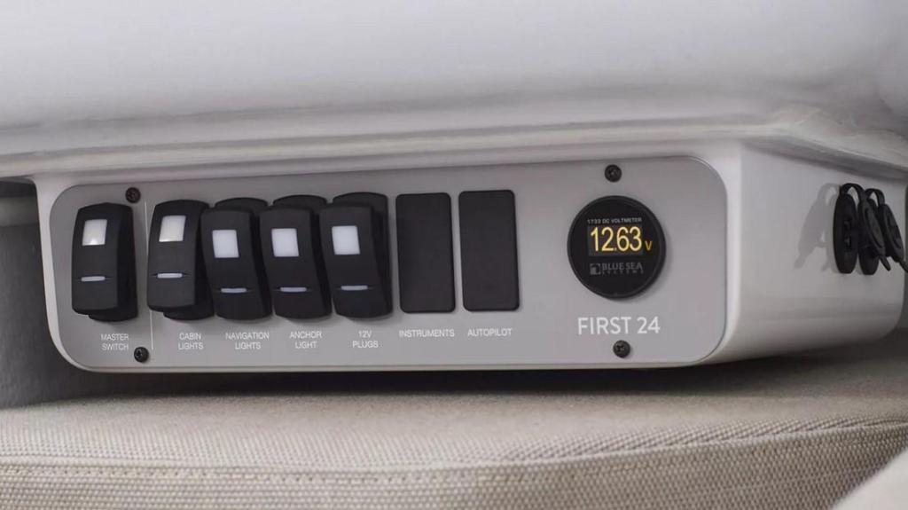 Beneteau First 24