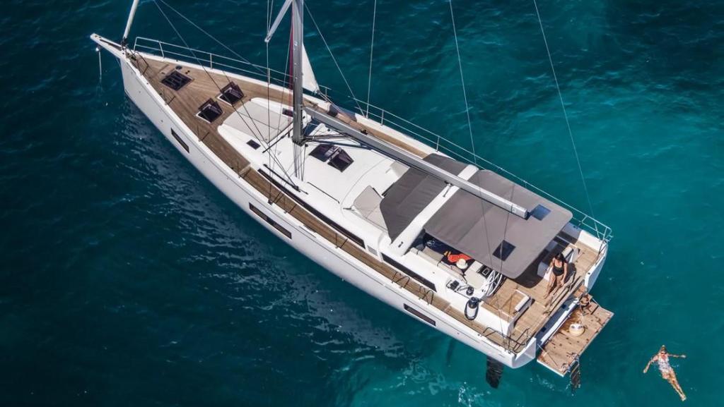 Beneteau Oceanis 54