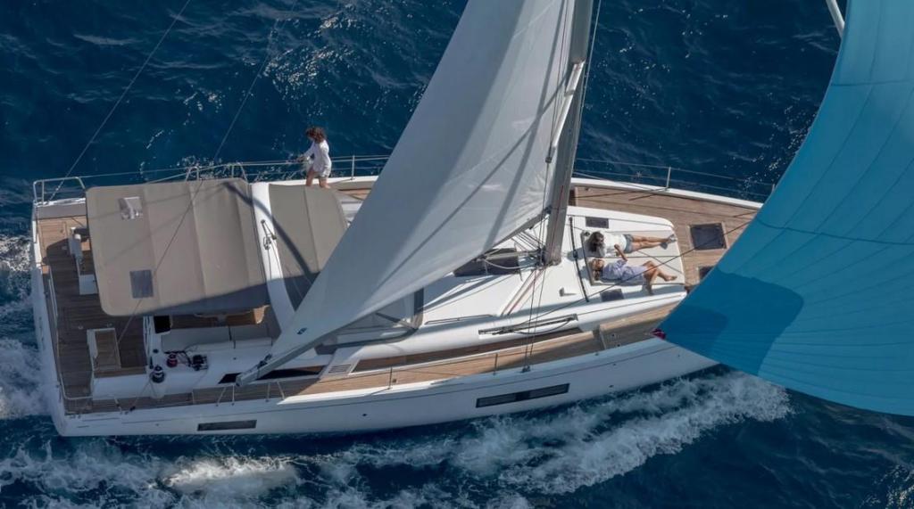 Beneteau Oceanis 54