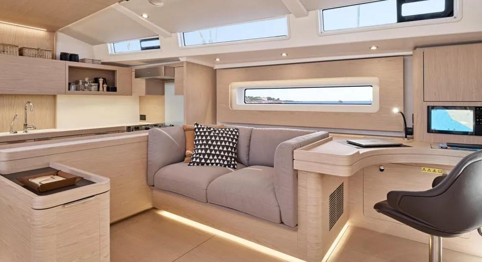 Beneteau Oceanis 60