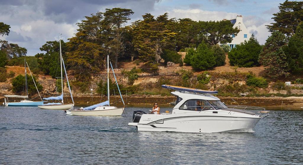 Beneteau Antares 7