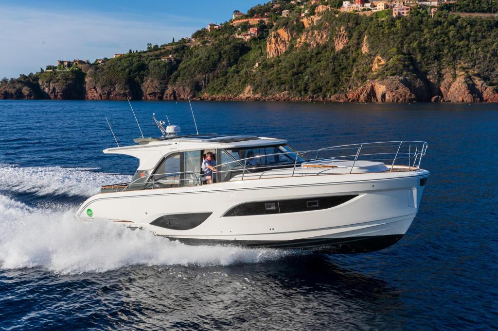 Marex 440 Gourmet Cruiser