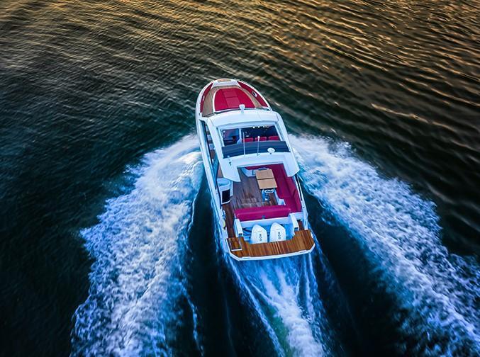Bavaria Vida 33