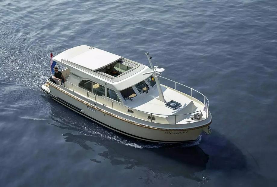 Linssen Grand Sturdy 30.0 Sedan