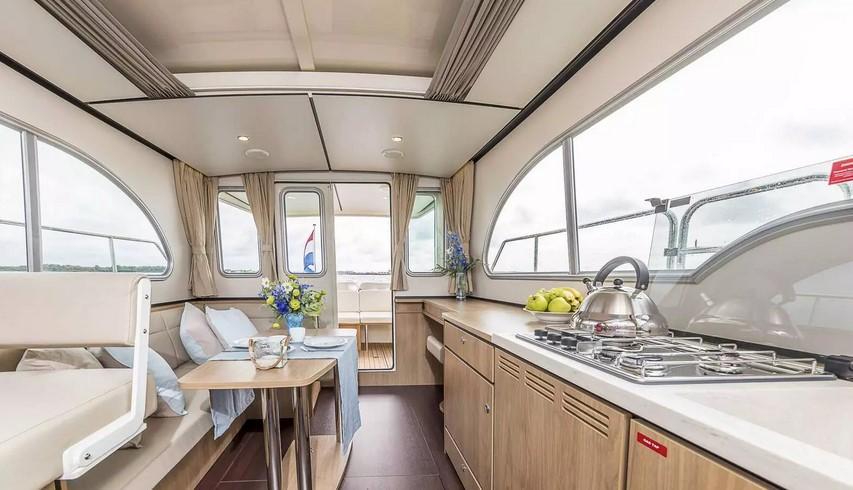 Linssen Grand Sturdy 30.0 Sedan