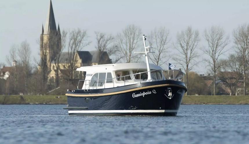 Linssen Grand Sturdy 35.0 Sedan