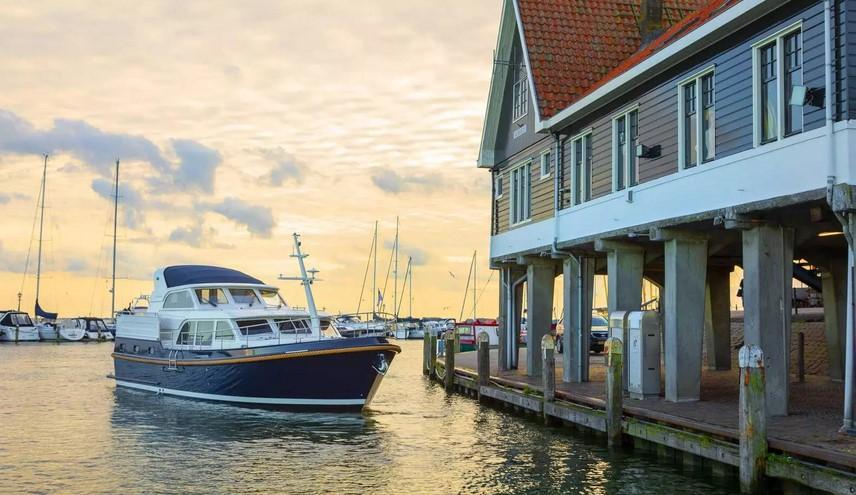 Linssen Grand Sturdy 450 AC Variotop