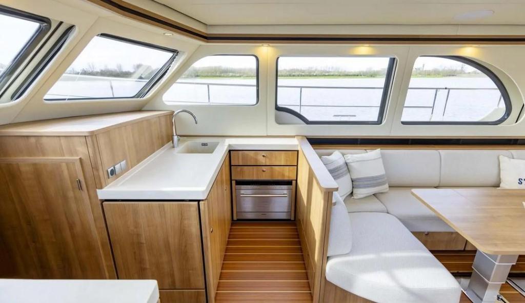 Linssen 50 SL AC Variotop