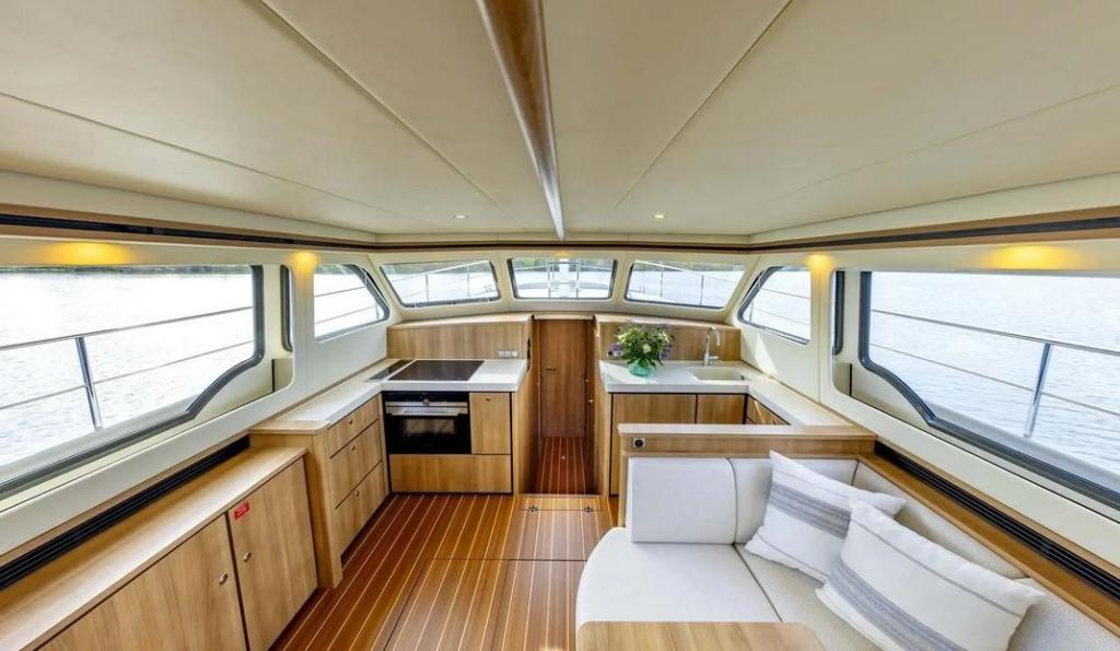 Linssen 50 SL AC Variotop