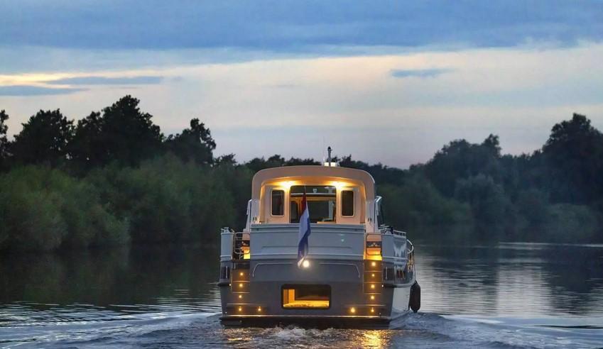 Linssen 55 SL AC Variotop