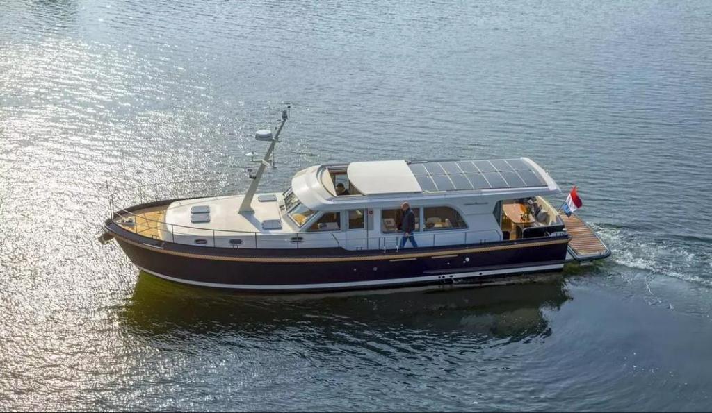 Linssen 50 SL Sedan Variodeck