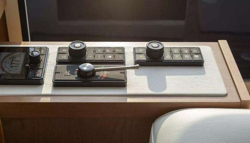 Linssen 50 SL Sedan Variodeck