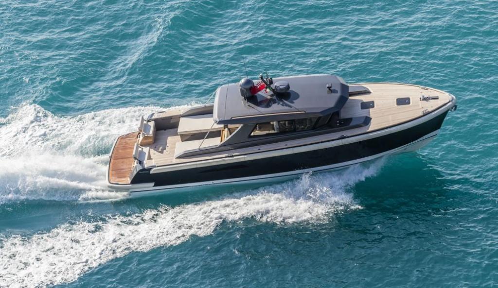 Maxi Dolphin MD 48 Power