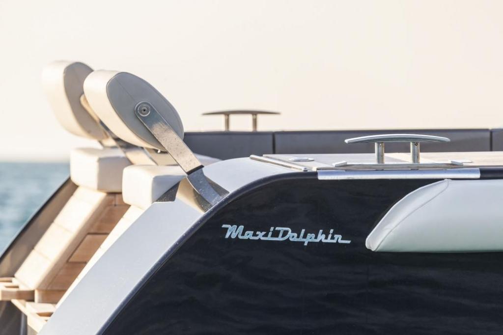 Maxi Dolphin MD 48 Power