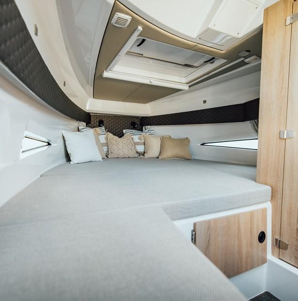 Nordkapp Noblesse 830