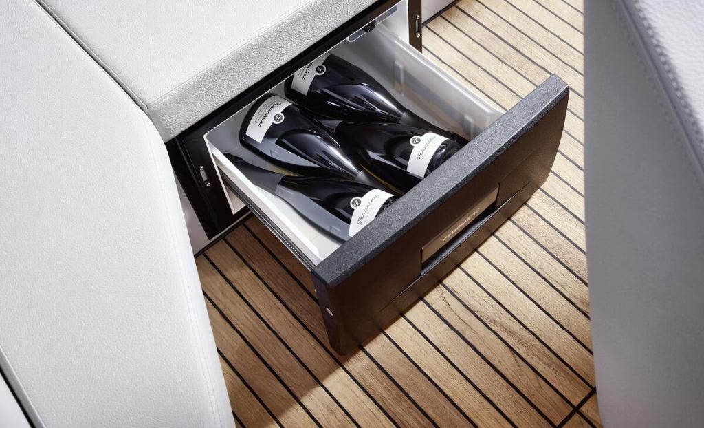 Frauscher 850 Fantom Air - Porsche Edition