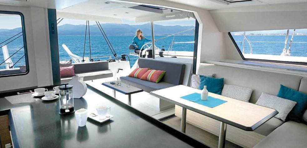 Catana  53