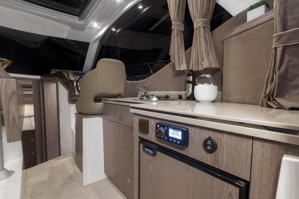 Galeon 310 HTC