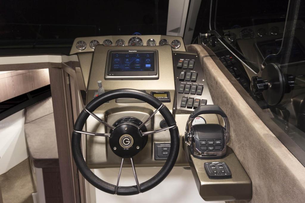 Galeon 310 HTC