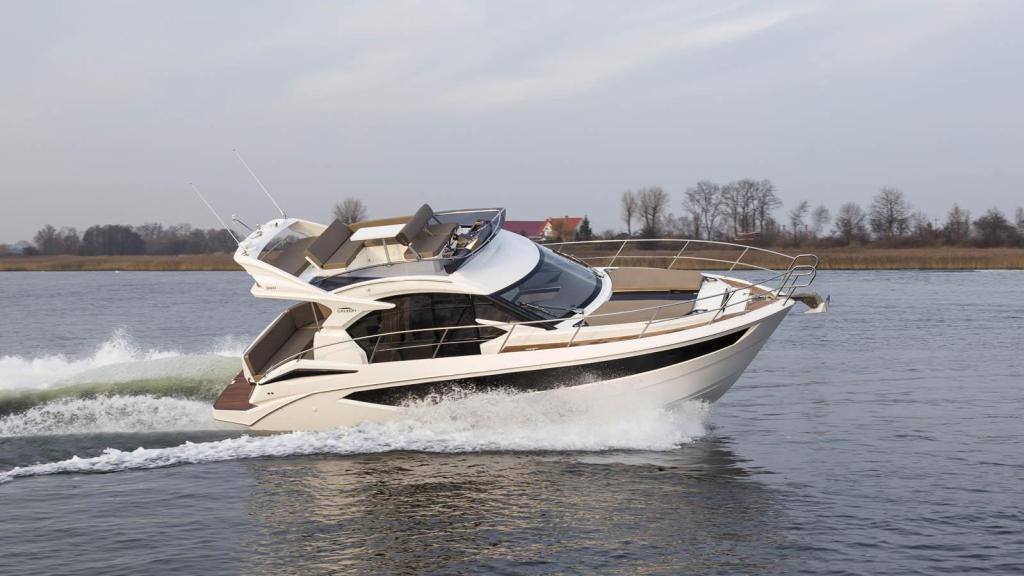 Galeon 360 Fly