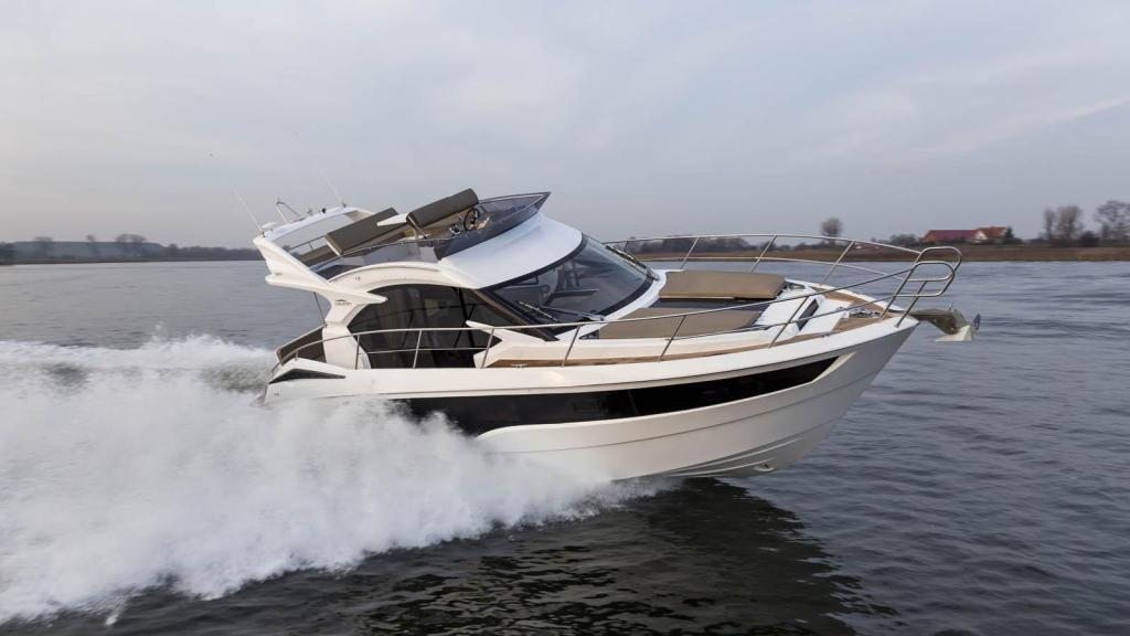 Galeon 360 Fly