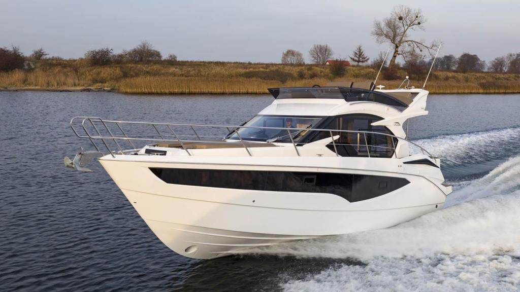 Galeon 360 Fly